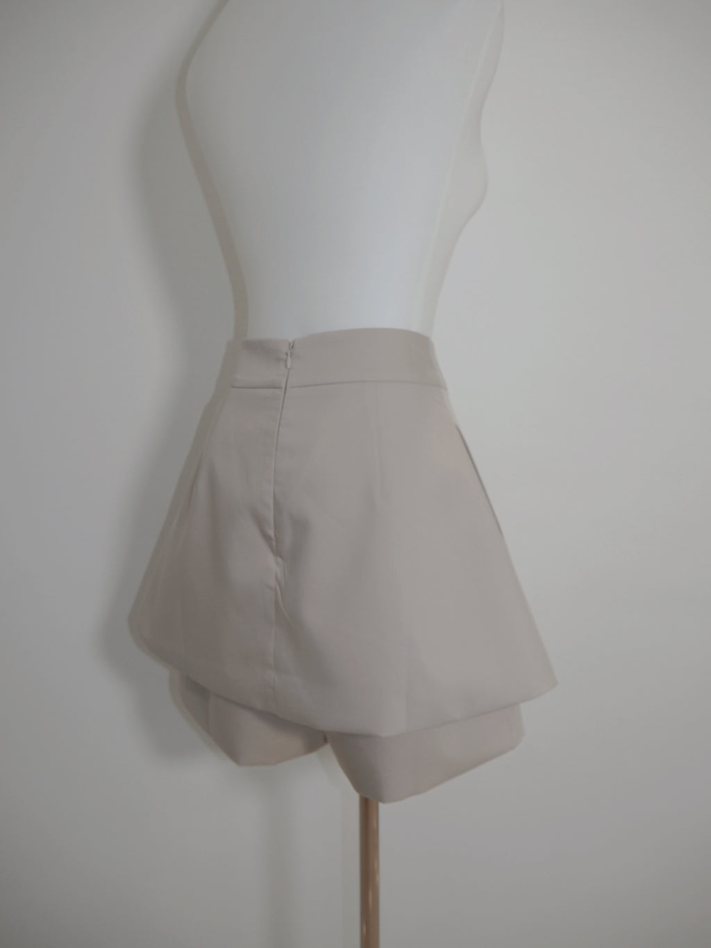 Prim Peplum Skorts Co-Ord (Milky Brown)