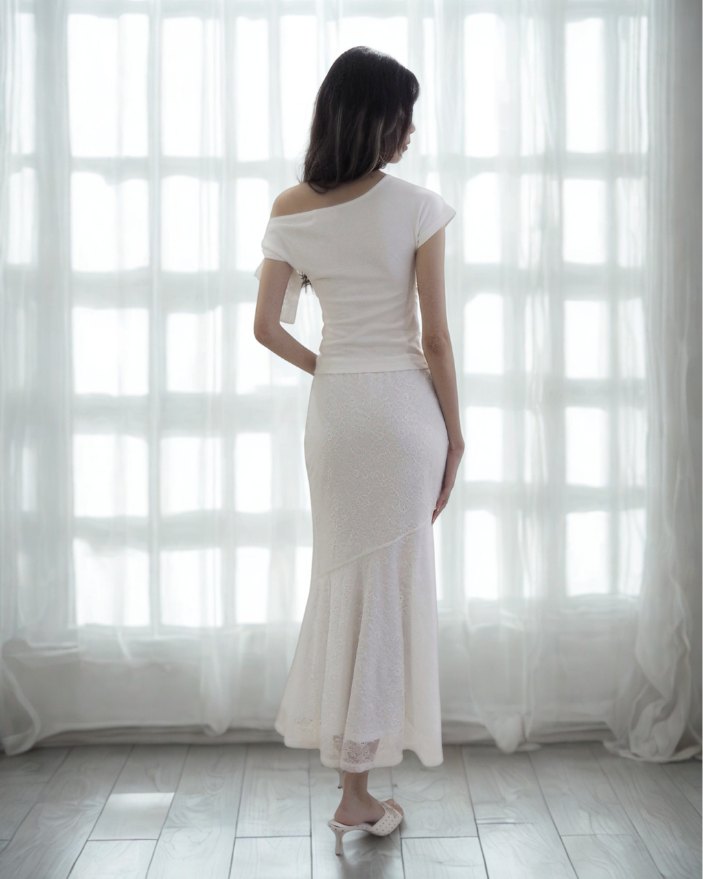 Laura Lace Mermaid Skirt Co-Ord (White)