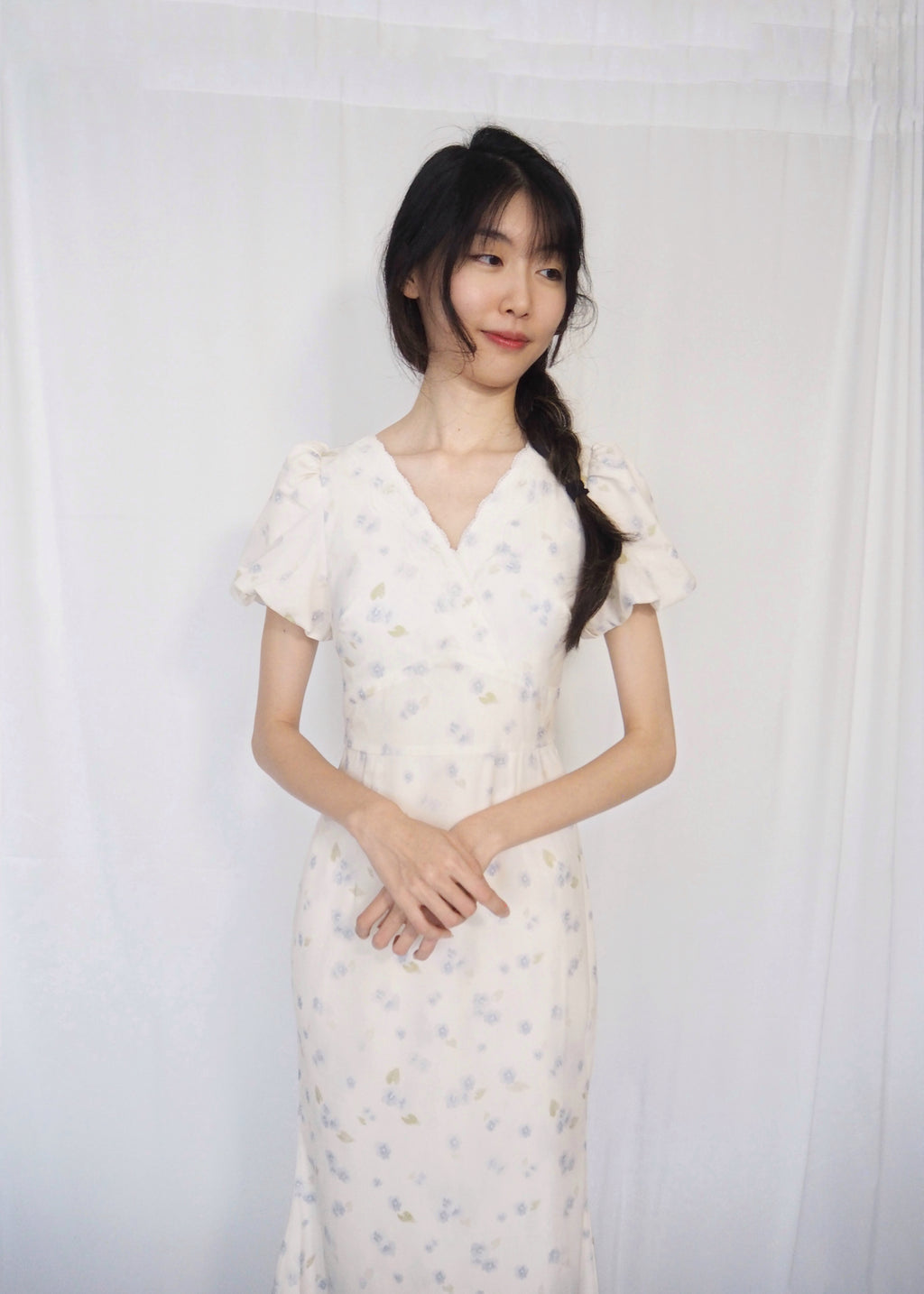 Vera Vintage Midaxi Dress (Blue Florals)