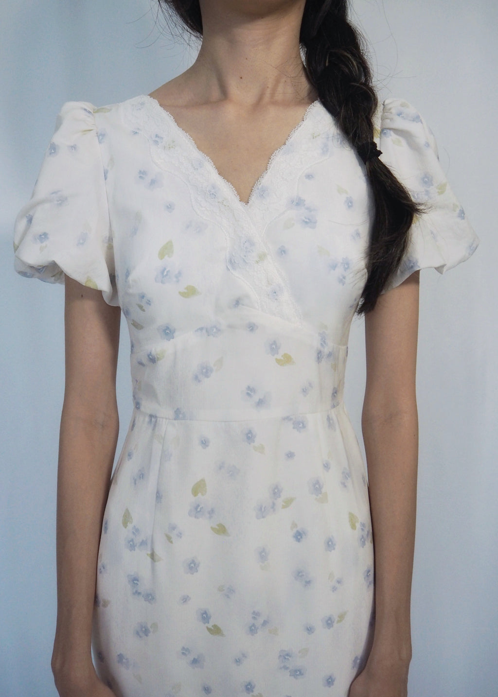 Vera Vintage Midaxi Dress (Blue Florals)