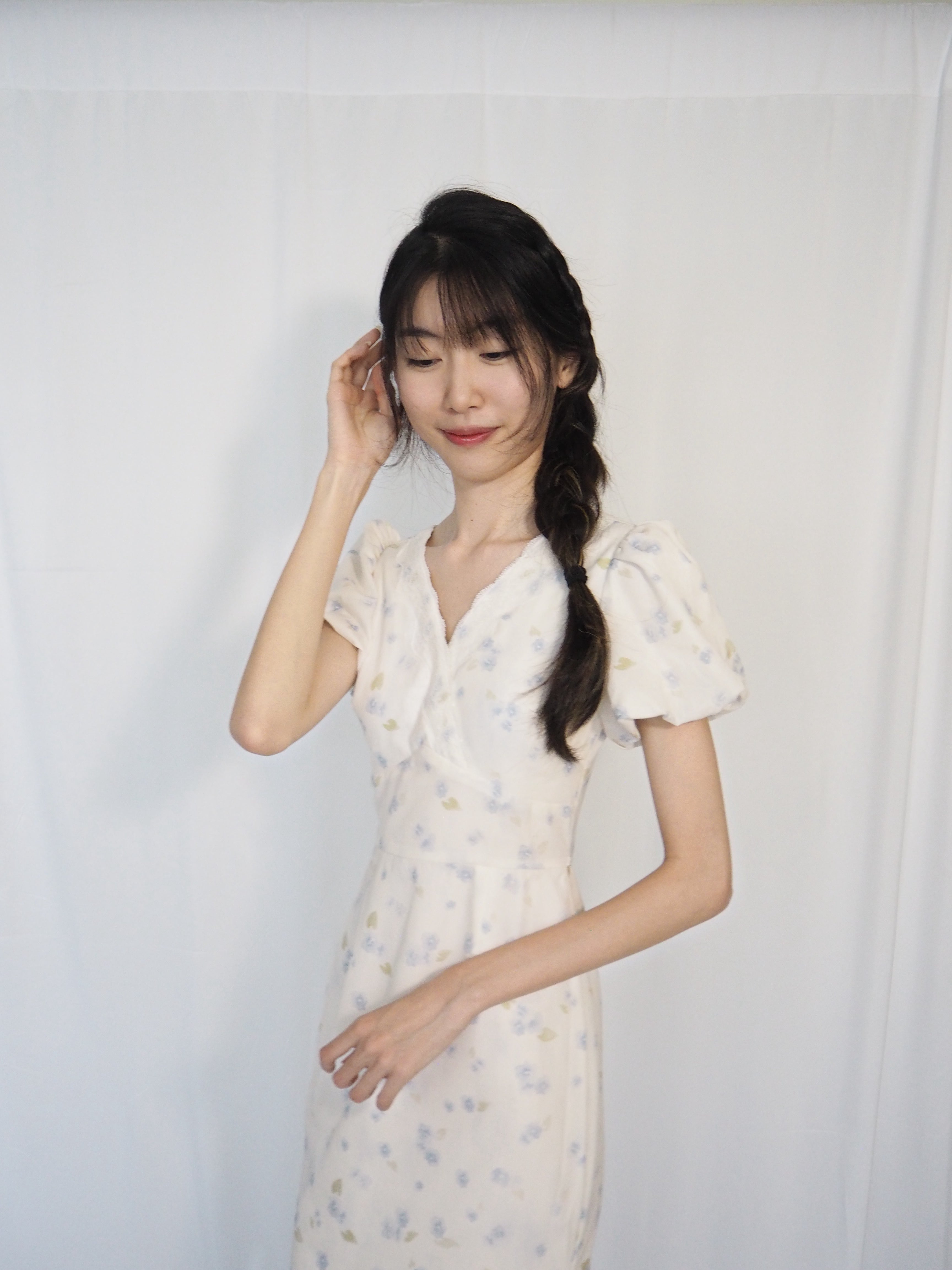 Vera Vintage Midaxi Dress (Blue Florals)